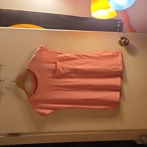 Pink pocket tee
